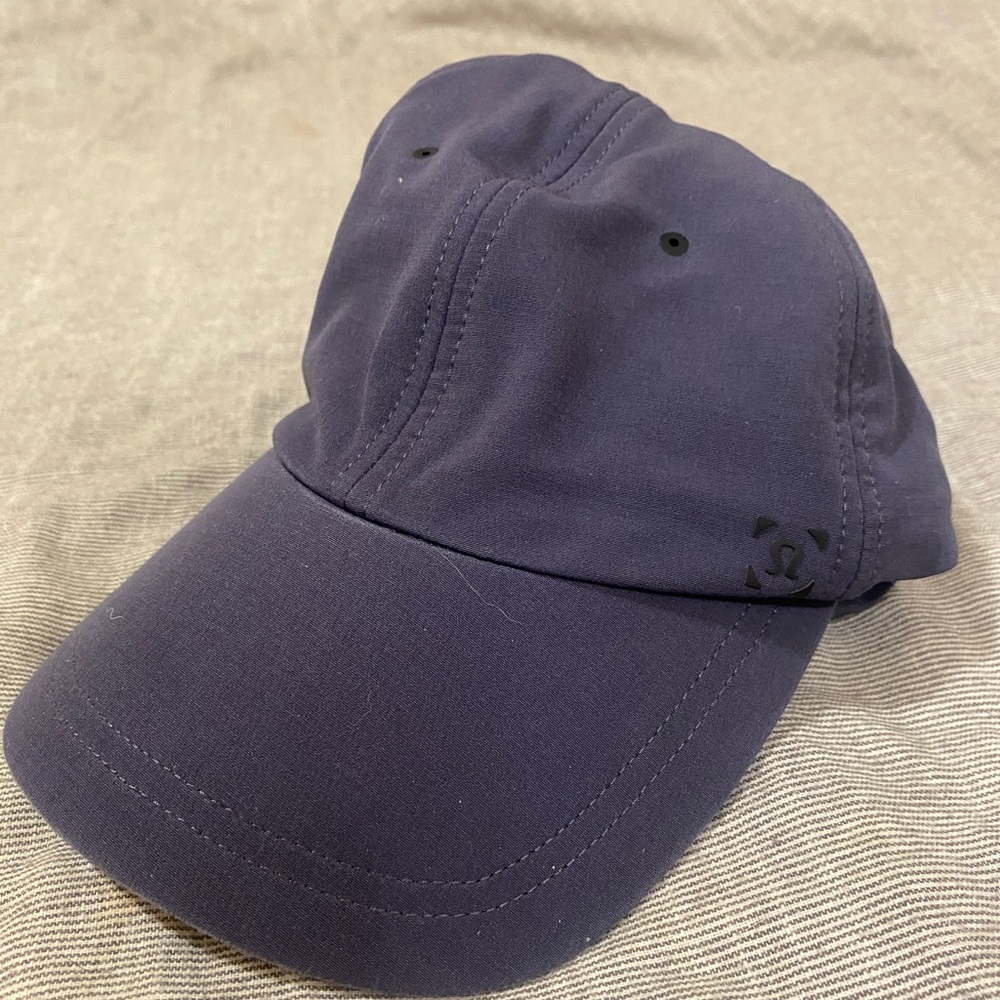 Lululemon hat